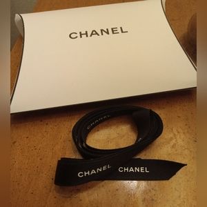 CHANEL Box with Ribbon